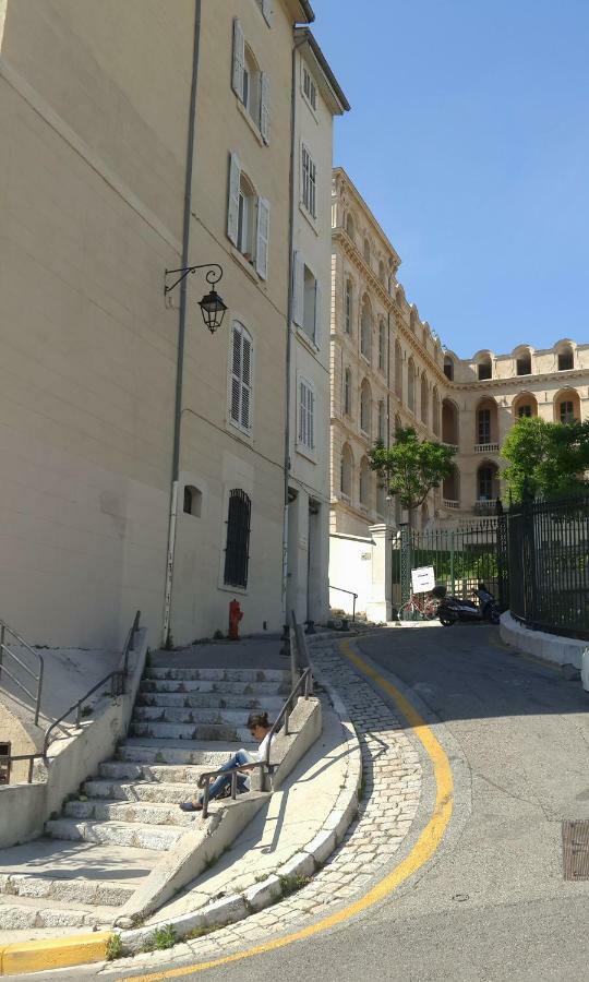 La Maison De Valentino Marseille Exterior photo